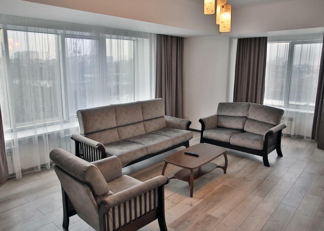 Astra Hotel الماتي المظهر الخارجي الصورة