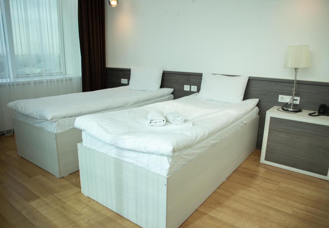 Astra Hotel الماتي المظهر الخارجي الصورة